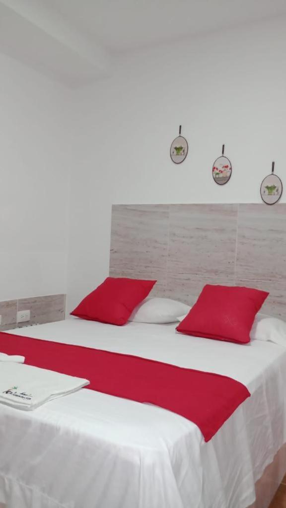 Hostal Kumbaya Santa Marta Dış mekan fotoğraf
